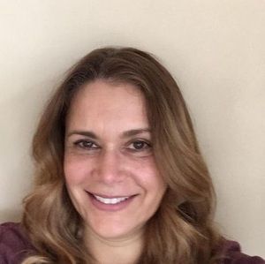 Meet your Posher, Dana